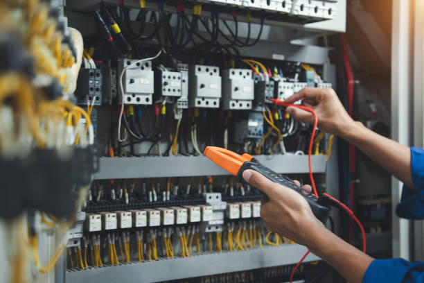 Best Emergency Electrical Repair  in Bay Shore, NY