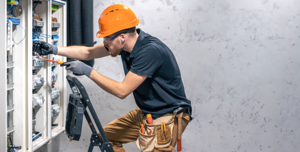 Best Electrical Repair Services  in Bay Shore, NY